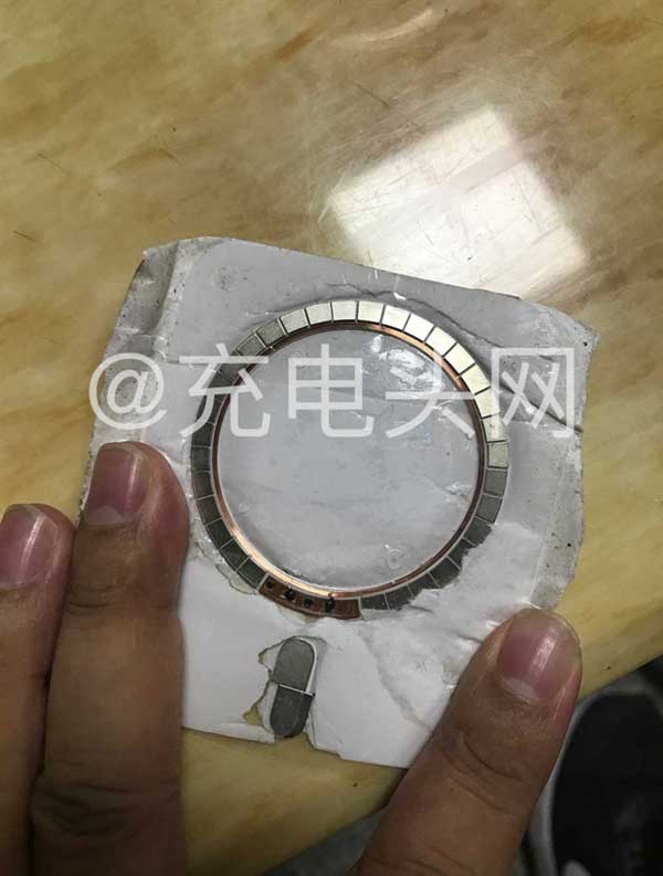 疑似iPhone 12磁吸无线充电器磁铁结构曝光！不影响NFC